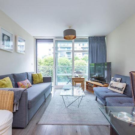 Riverside Apartment London Bagian luar foto