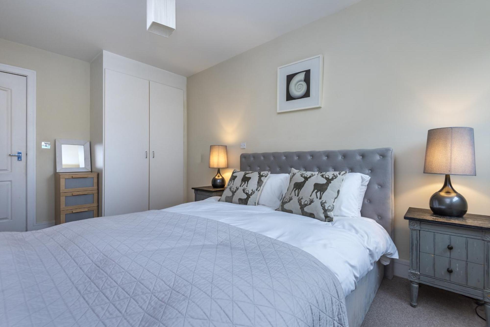 Riverside Apartment London Bagian luar foto